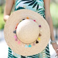 6 formas de customizar tu sombrero para la playa